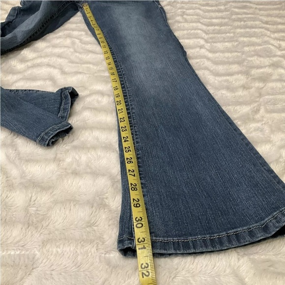 7 Seven Women Boot Cut Jeans Embroidered Pockets Size 8 - Picture 11 of 11